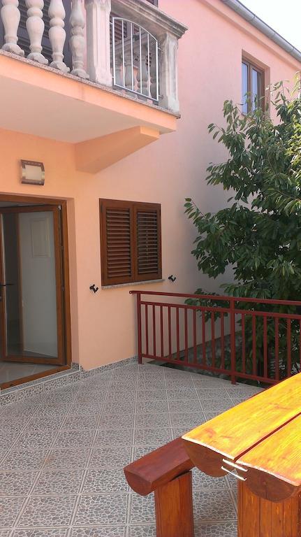 Apartments Hana Starigrad Paklenica Luaran gambar